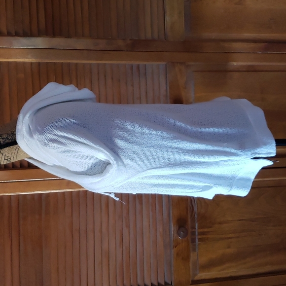 Beach white cover up by Arizona jean company size large - Picture 4 of 8